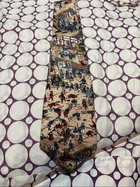 Vintage where’s Waldo by Schroeder Beige Novelty Battle-Scene Men's Tie